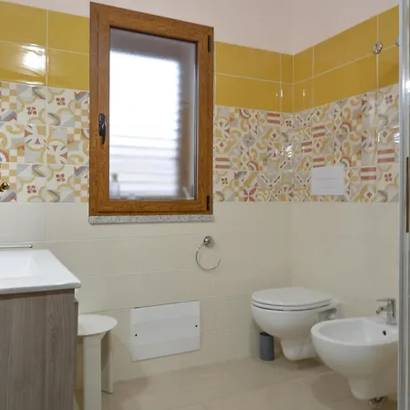 Awesome In Malamuri With Wifi Holiday home *
