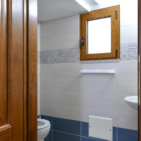 Awesome In Malamuri With Wifi Budoni